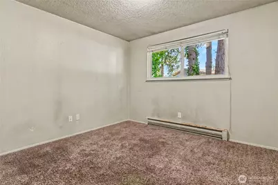 7913 4th Court SE, Lacey, WA 98503 - Photo 9
