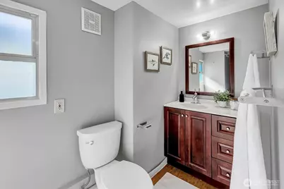 327 NE 55th Street, Seattle, WA 98105 - Photo 27