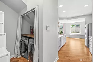 205 Newport Way NW, Issaquah, WA 98027 - Photo 17