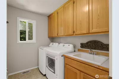 23420 SE 28th Court, Sammamish, WA 98075 - Photo 31