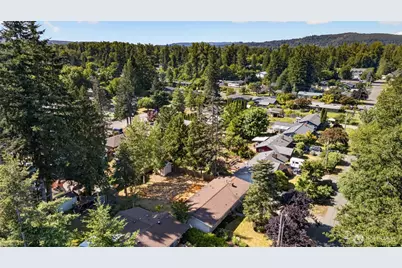 413 Thrasher Avenue NE, North Bend, WA 98045 - Photo 31