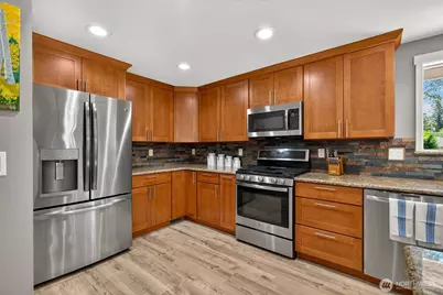 413 Thrasher Avenue NE, North Bend, WA 98045 - Photo 17