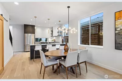 7336 27th Avenue NW, Seattle, WA 98117 - Photo 5