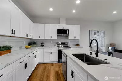 629 107th Place SW #A, Everett, WA 98204 - Photo 11