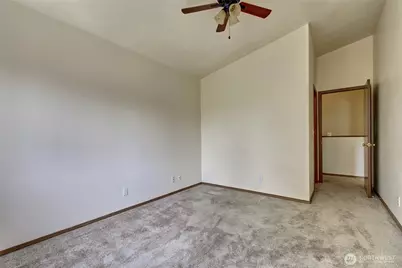 912 137th Street SW, Everett, WA 98204 - Photo 11