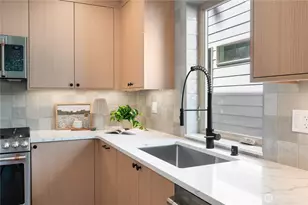 9909 NE 200th St, Bothell, WA 98011 - Photo 11