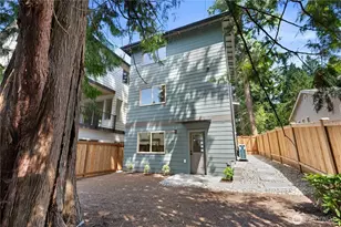 9909 NE 200th St, Bothell, WA 98011 - Photo 27