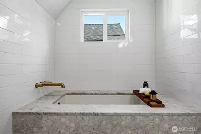 7511 41st Avenue NE, Seattle, WA 98115 - Photo 23