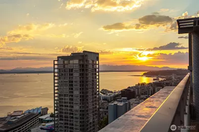 2033 2nd Avenue #2104, Seattle, WA 98121 - Photo 25
