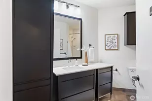 2033 2nd Ave, Seattle, WA 98121 - Photo 19