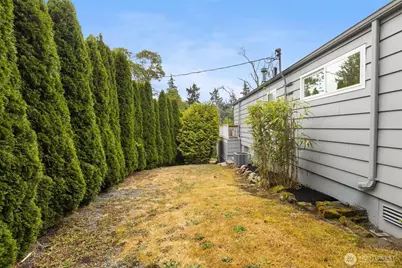 10835 35th Avenue SW, Seattle, WA 98146 - Photo 31