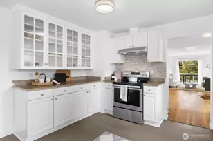 10835 35th Ave SW, Seattle, WA 98146 - Photo 17