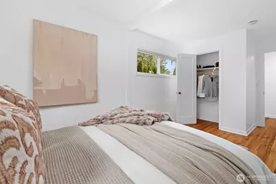 10835 35th Avenue SW, Seattle, WA 98146 - Photo 19