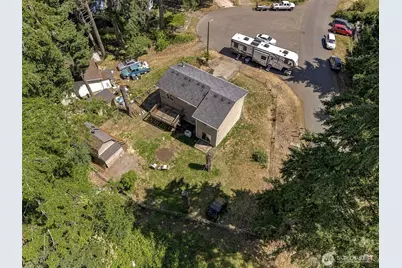 20109 69th Avenue E, Spanaway, WA 98387 - Photo 17