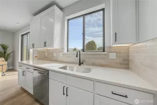 567 S Perry Ave, East Wenatchee, WA 98802 - Photo 17
