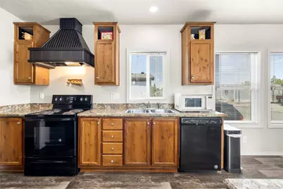 1120 S 25th Street #31, Mount Vernon, WA 98274 - Photo 15