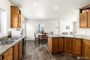 1120 S 25th St, Mount Vernon, WA 98274 - Photo 17