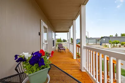 1120 S 25th Street #31, Mount Vernon, WA 98274 - Photo 5