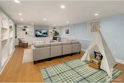 4319 NE 44th Street, Seattle, WA 98105 - Photo 33