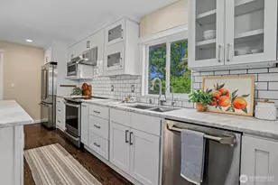9652 42nd Ave NE, Seattle, WA 98115 - Photo 9