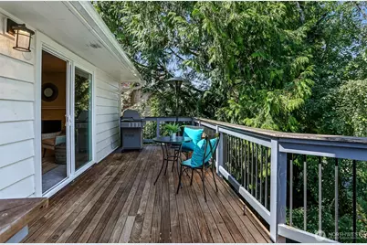 9652 42nd Avenue NE, Seattle, WA 98115 - Photo 35