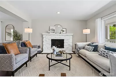 9652 42nd Avenue NE, Seattle, WA 98115 - Photo 3