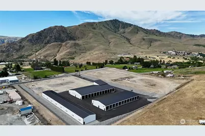 73 E Shop Avenue #A13, Chelan, WA 98816 - Photo 3