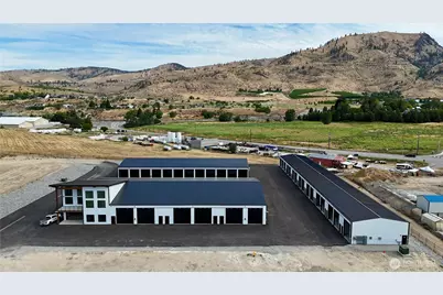 73 E Shop Avenue #B7, Chelan, WA 98816 - Photo 3