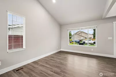 20121 75th Avenue Ct E, Spanaway, WA 98387 - Photo 7