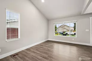 20121 75th Ave Ct E, Spanaway, WA 98387 - Photo 7