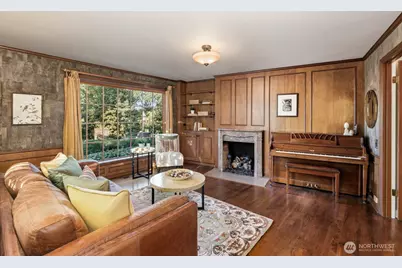 2109 38th Avenue E, Seattle, WA 98112 - Photo 19