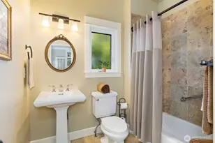 623 Kitsap St, Port Orchard, WA 98366 - Photo 11