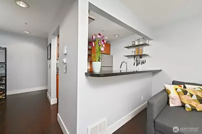 1711 E Olive Way #305, Seattle, WA 98102 - Photo 7
