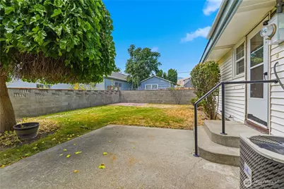 1325 9th Street, Wenatchee, WA 98801 - Photo 21