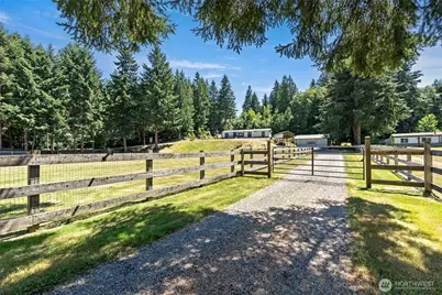 15722 Ap Tubbs Road E, Buckley, WA 98321 - Photo 11