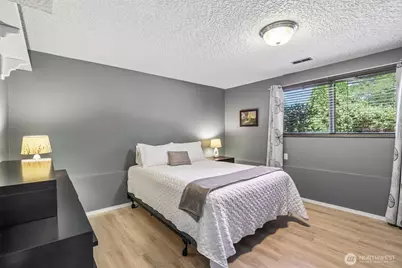 10015 NW 17th Avenue, Vancouver, WA 98685 - Photo 17