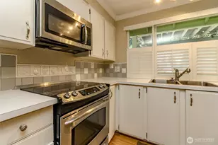 1301 Bel Air Rd, Tacoma, WA 98406 - Photo 11