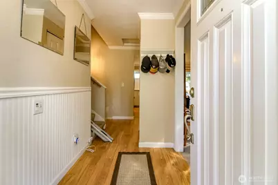1301 Bel Air Road, Tacoma, WA 98406 - Photo 3