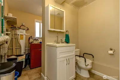 1301 Bel Air Road, Tacoma, WA 98406 - Photo 23