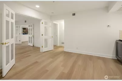 7 10th Avenue, Kirkland, WA 98033 - Photo 35