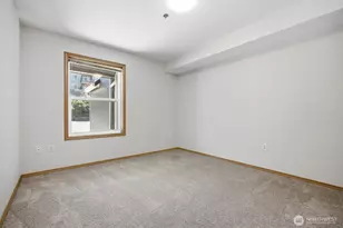 705 N State St, Bellingham, WA 98225 - Photo 31