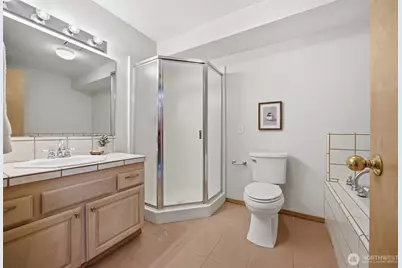 705 N State Street #102, Bellingham, WA 98225 - Photo 27