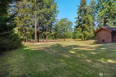 18121 Mi Lane SW, Rochester, WA 98579 - Photo 9