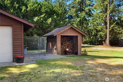 18121 Mi Lane SW, Rochester, WA 98579 - Photo 7