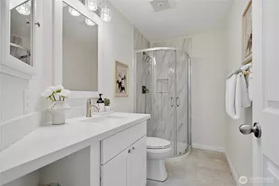 25723 SE 40th Street, Sammamish, WA 98029 - Photo 21