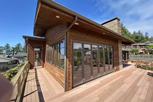 31 N Rhododendron Dr, Port Townsend, WA 98368 - Photo 3