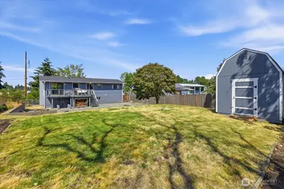10236 11th Avenue SW, Seattle, WA 98146 - Photo 37