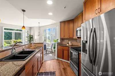 16141 Cleveland Street #416, Redmond, WA 98052 - Photo 9