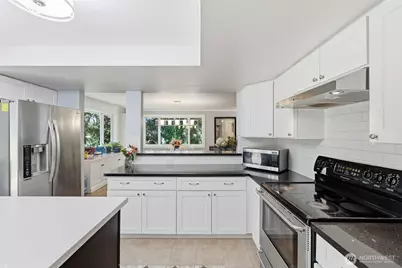 7221 Topaz Court SW, Lakewood, WA 98498 - Photo 11