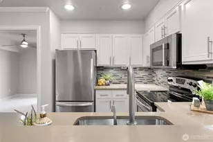 960 Harris Ave, Bellingham, WA 98225 - Photo 13